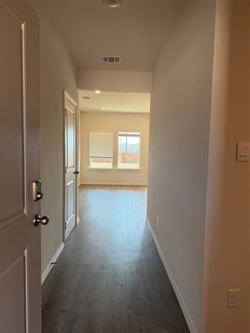 Foto del edificio - 504 Regiment Rd