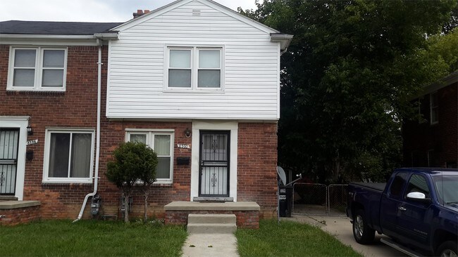 Building Photo - 8590 Manor St