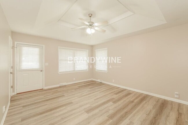 Foto del edificio - 402 Maple Ave