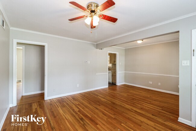 Foto del edificio - 1672 Sterling Dr