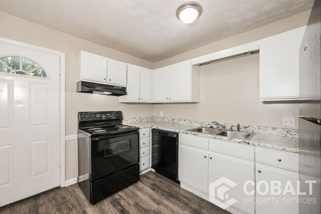 Building Photo - 3489 Creekview Pl