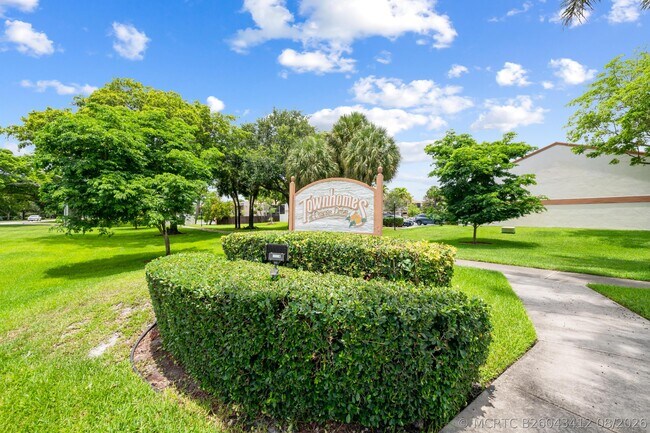 Foto del edificio - 4221 SW 71st Ter