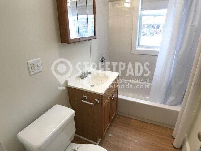 Foto del edificio - bedroom in Boston MA 02215