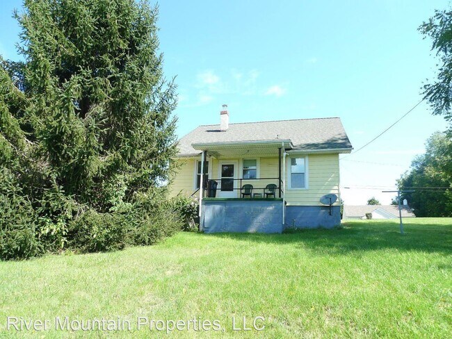Foto del edificio - 4 br, 2 bath House - 905 Gilbert Street