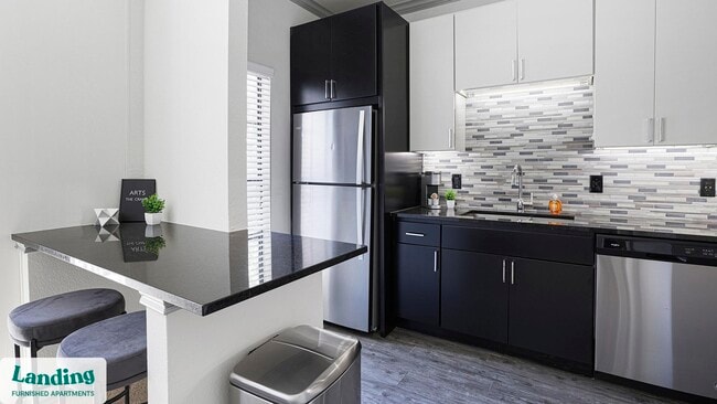 Foto del edificio - 17811 Vail St