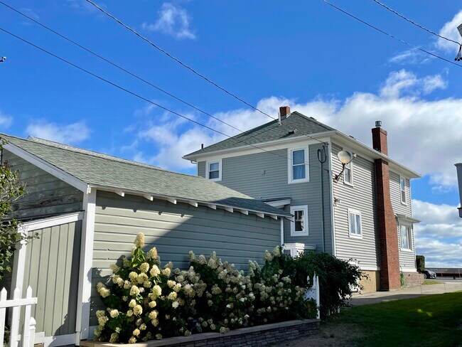 Building Photo - 745 Ocean Blvd