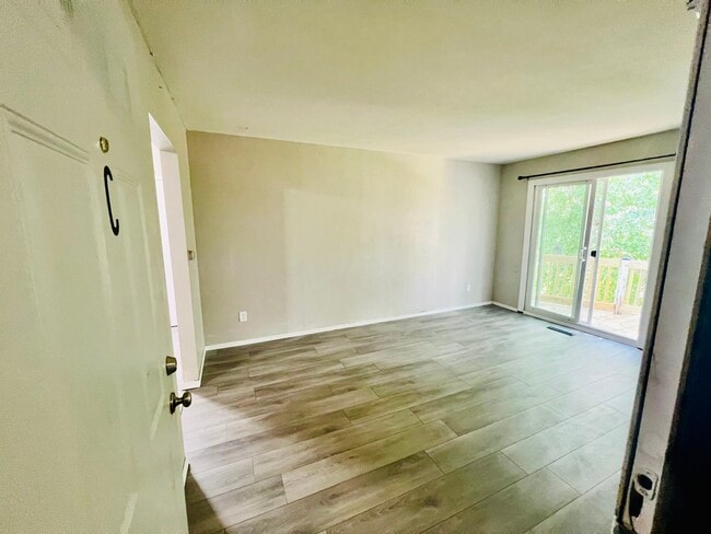 Living Room - 238 Palmer Dr