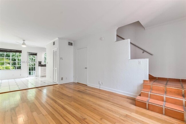 Photo - 21 Madeira Avenue Unit 18 Townhome