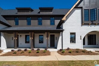 Building Photo - 1038 Windsor Dr