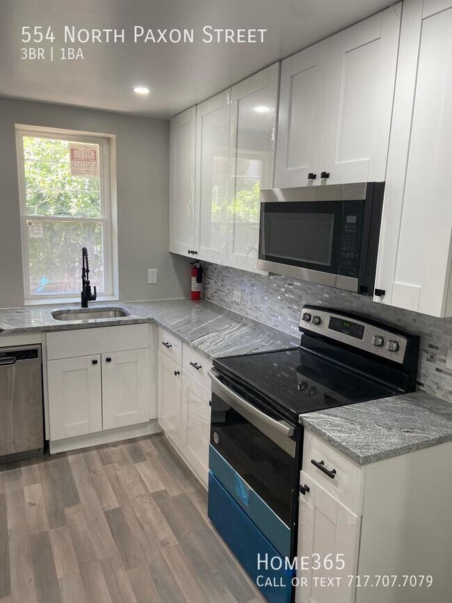 Foto del edificio - Beautifully renovated Townhome available n...