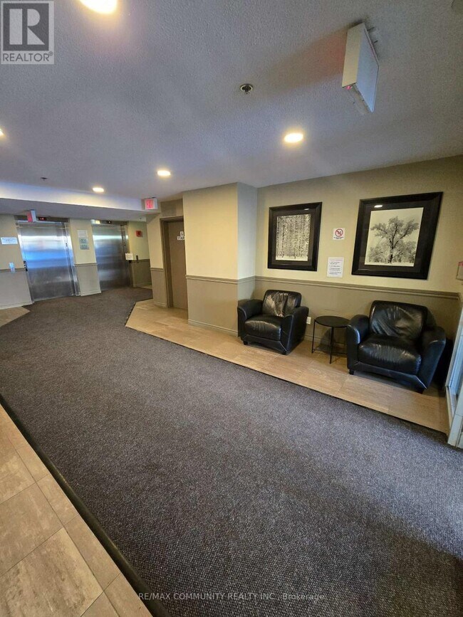 Photo du bâtiment - 5235 Finch Ave E