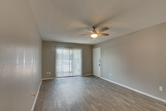 Apartment Interior - The Reserve at Lake Highlands