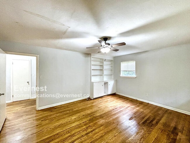 Building Photo - 112 N Germantown Rd