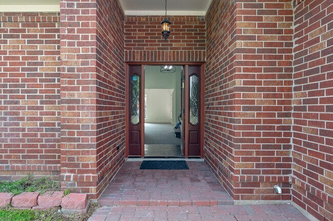 Foto del edificio - 19102 Lookout Mountain Ln