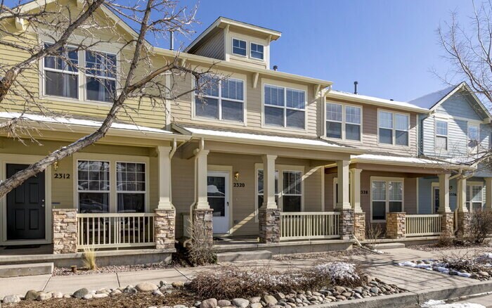 Foto principal - “Move-In Ready Townhome – November Rent Free!”