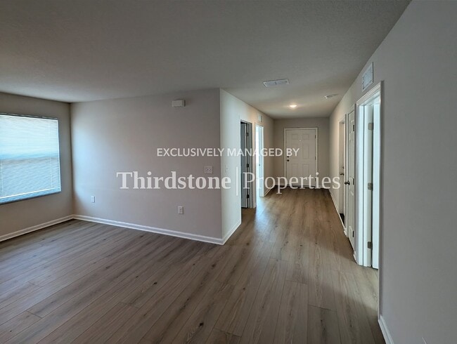 Foto del edificio - 5407 Potomac Ave