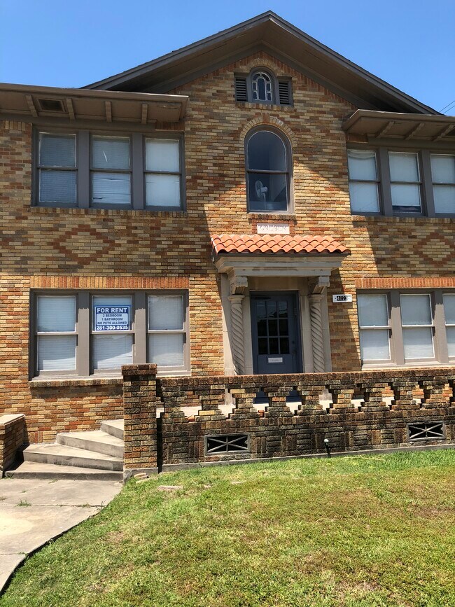 Foto del edificio - 4023 Woodleigh St