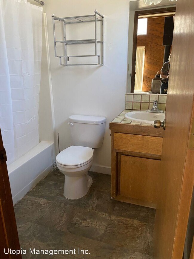 Building Photo - 3 br, 3 bath House - 465-520 Elysian Valle...