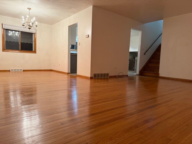 Foto del edificio - 6800 Glenallen Ave