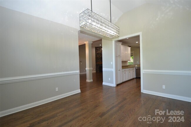 Building Photo - 1288 Fern Hill Rd