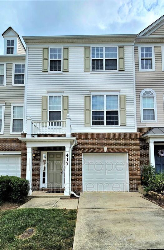 Foto principal - 417 Ruby Walk Dr