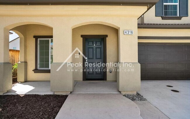 Building Photo - Updated 4bd/3ba Rocklin Home with 2 Car Garage