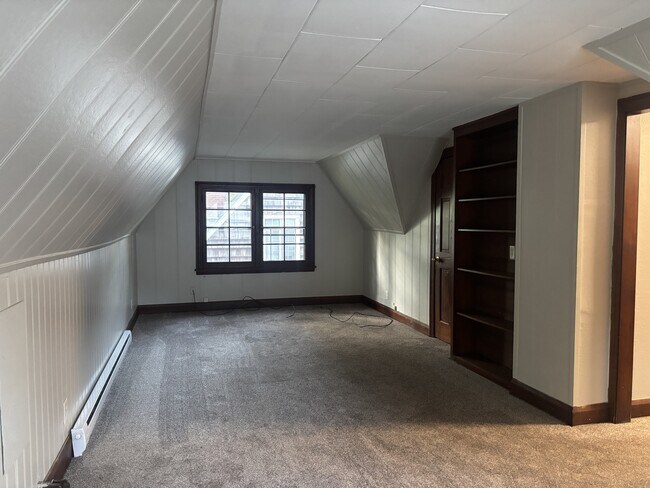 Foto del edificio - 4343 Chester Dr