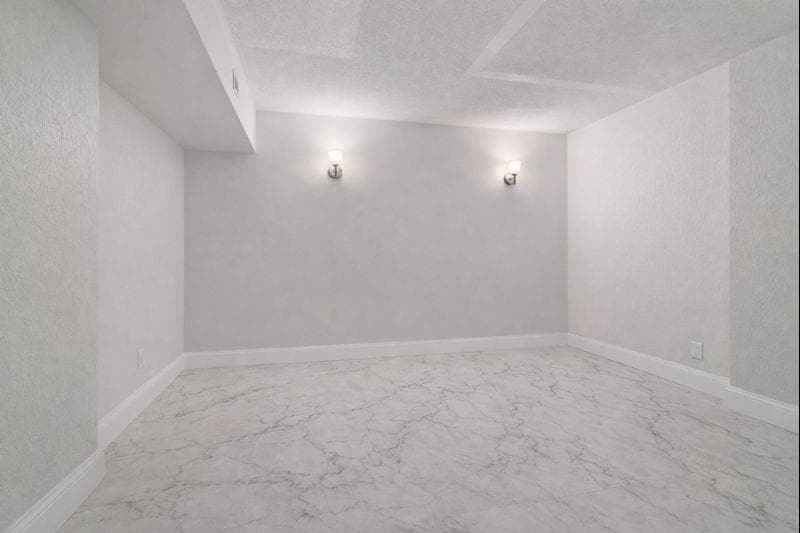 Foto del edificio - 19380 Collins Ave