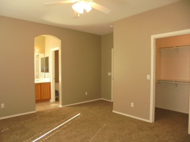 Building Photo - 12725 W Cheery Lynn Rd