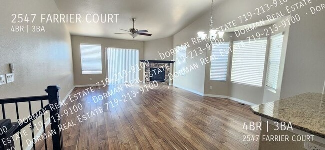 Foto del edificio - 2547 Farrier Ct