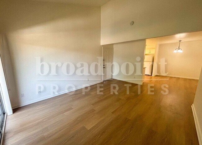 Foto del edificio - 2536 White Oak Pl