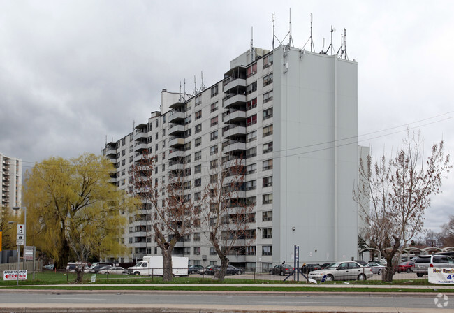 Building Photo - Mapleview Residences