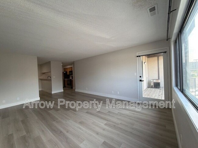 Building Photo - 2384 N 44th St