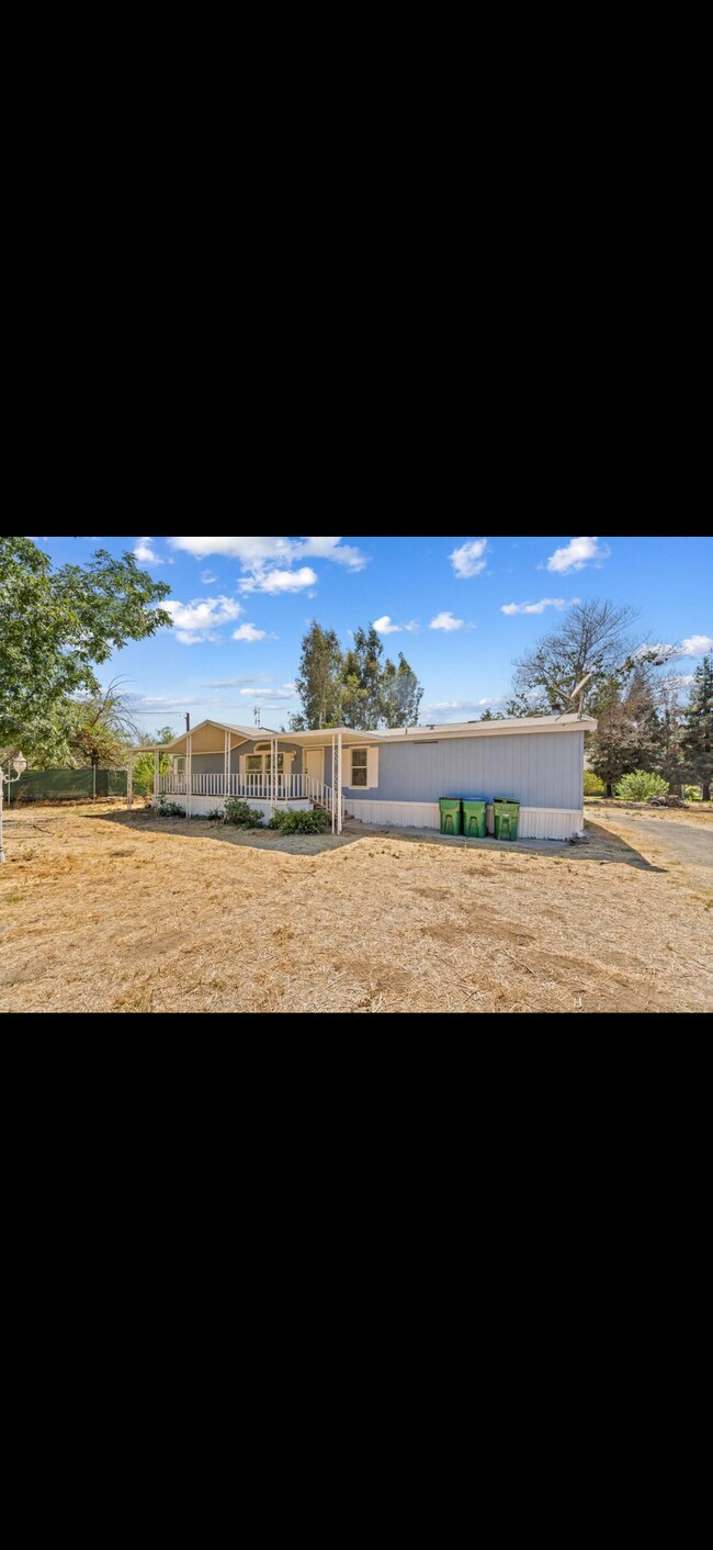 Foto del edificio - 29707 Rd 182