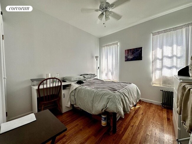 Building Photo - 40 W 127th St