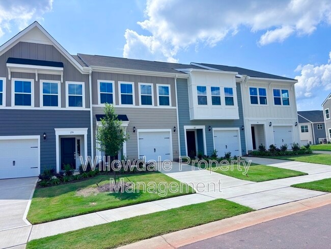 Building Photo - 187 Central Townes Wy