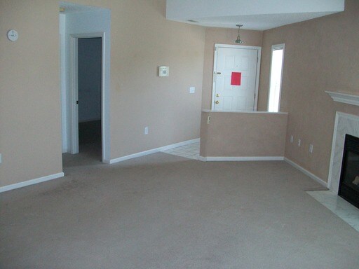 Building Photo - 4148 Breezewood Dr