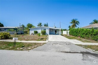 Building Photo - 51 NW 27th Ct