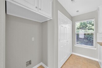 Building Photo - 187 Binnacle Ct