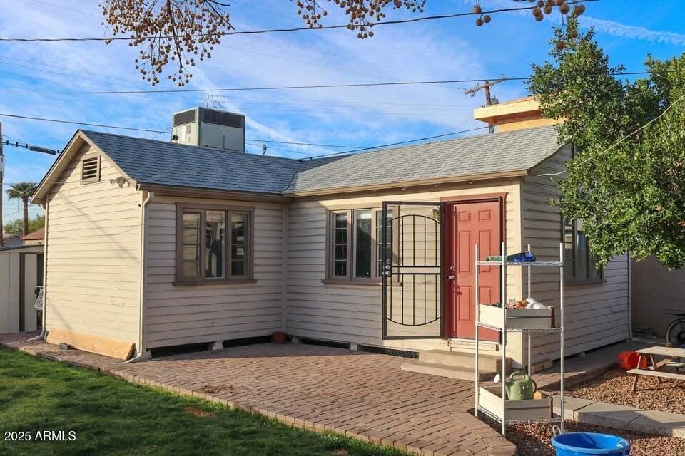 Primary Photo - 1329 W Fillmore St