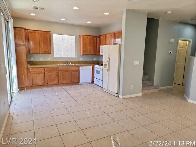 Building Photo - CHARMING 4 BED, 3 BATH IN NORTH LAS VEGAS