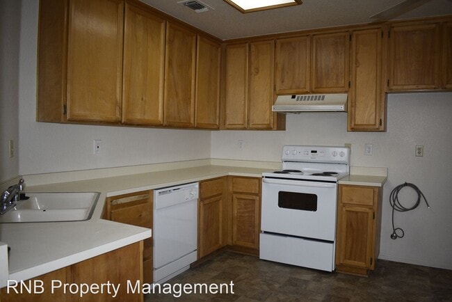 Building Photo - 3 br, 2.5 bath House - 3026 Twin Creeks Lane