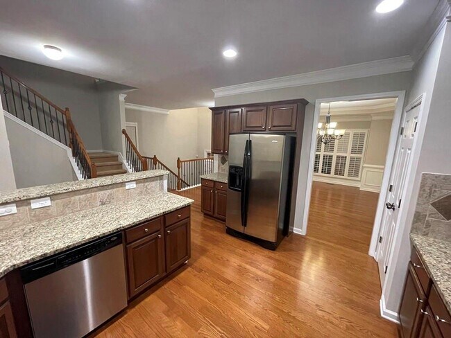 Building Photo - 12785 Doe Dr