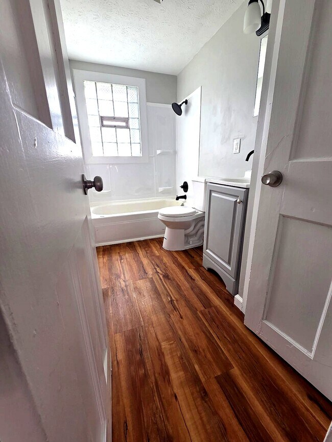 Foto del edificio - 525 E 222nd St