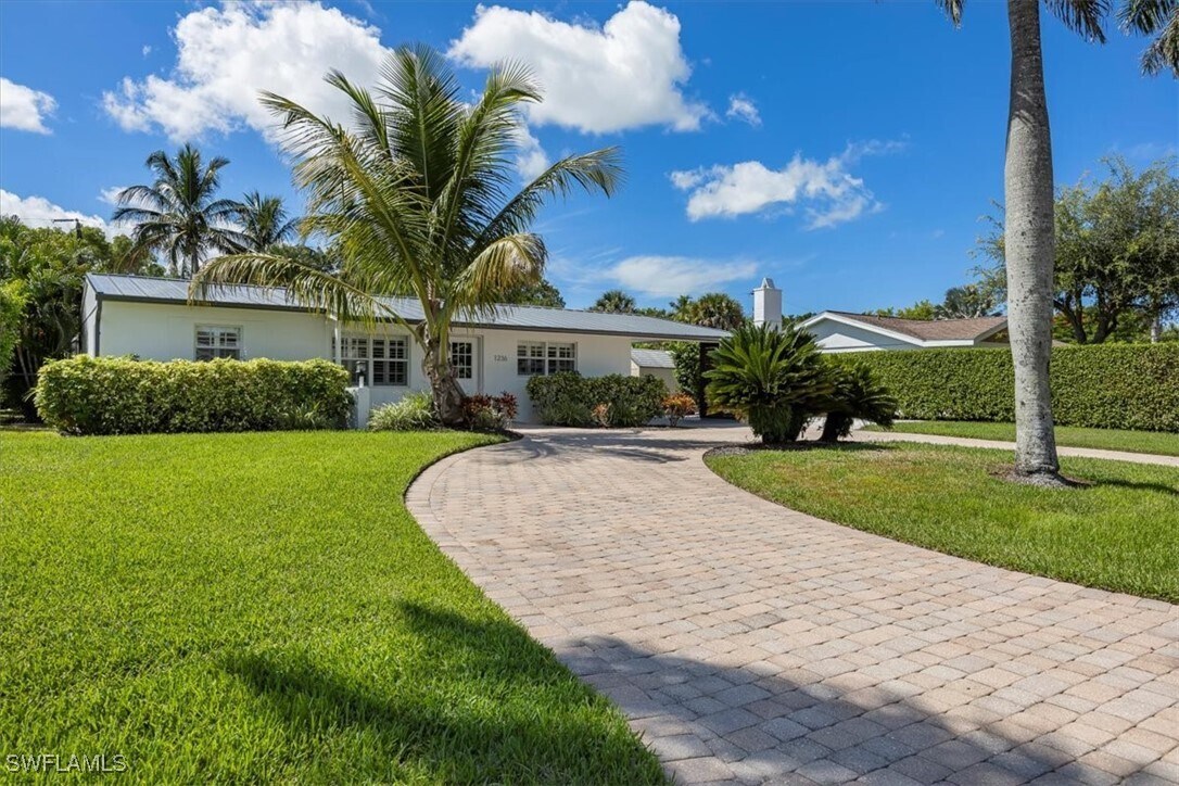 Foto principal - 1236 13th Ave N