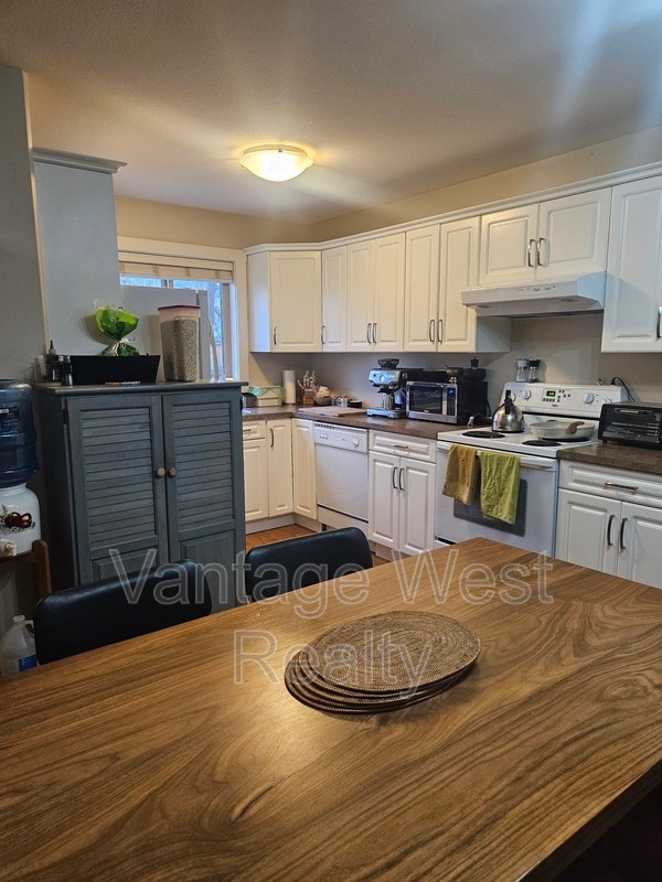 Building Photo - 1495 Kloppenburg Rd