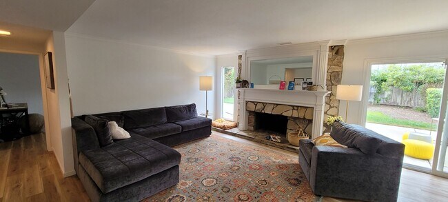Foto del edificio - 2516 Clearview Ave