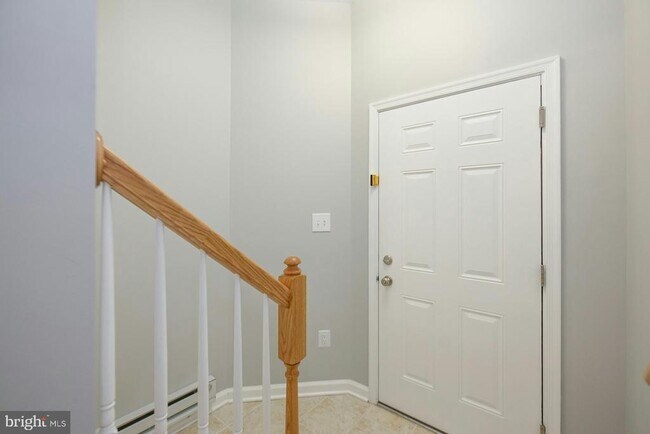 Building Photo - 21623 Romans Dr