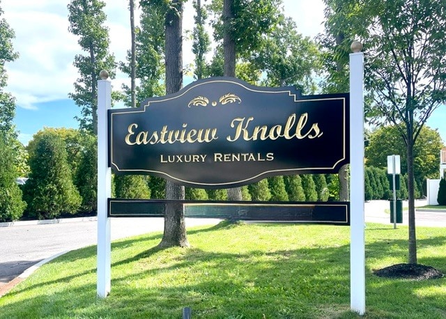 Building Photo - Eastview Knolls
