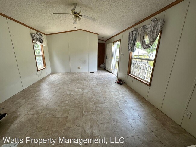 Foto del edificio - 2 br, 2 bath House - 5560 Browns Mill Rd -...